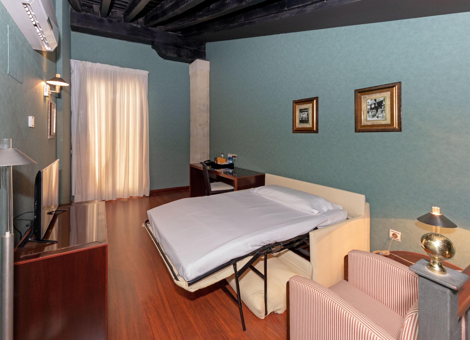 Hotel Soho Boutique Jerez เฮเรซ เด ลาฟรอนเตรา ภายนอก รูปภาพ