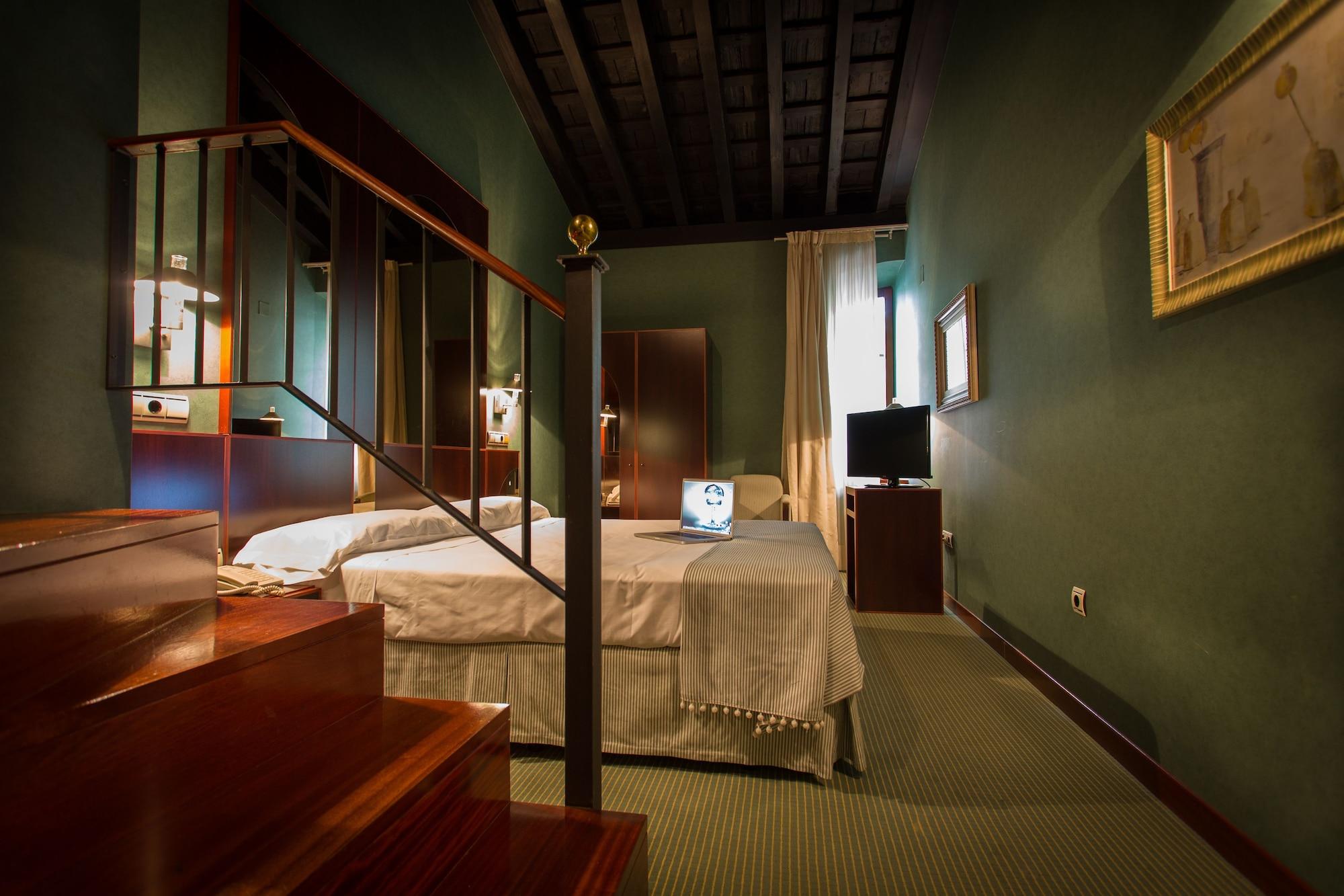 Hotel Soho Boutique Jerez เฮเรซ เด ลาฟรอนเตรา ภายนอก รูปภาพ