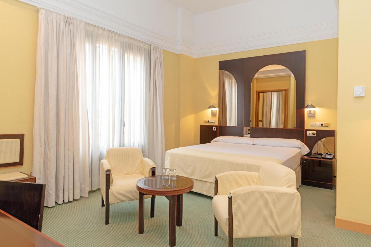 Hotel Soho Boutique Jerez เฮเรซ เด ลาฟรอนเตรา ภายนอก รูปภาพ