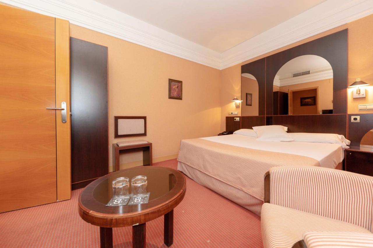 Hotel Soho Boutique Jerez เฮเรซ เด ลาฟรอนเตรา ภายนอก รูปภาพ
