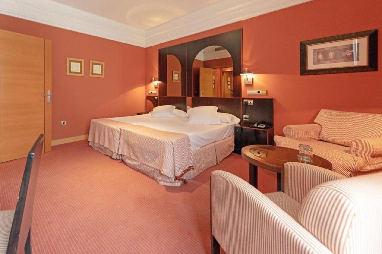 Hotel Soho Boutique Jerez เฮเรซ เด ลาฟรอนเตรา ภายนอก รูปภาพ